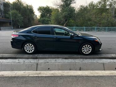 тойота ленд: Toyota Camry: 2018 г., 2.5 л, Автомат, Бензин, Седан