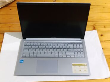 ASUS: İşlənmiş ASUS Vivobook, 15.6 ", Intel Core i3, 256 GB, Pulsuz çatdırılma