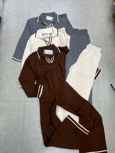 Kompleti: Twin set 🌸
Vel : ( univerzalna ) 🔝
Cena : 3500 din 🔥 na lalafo.rs — 1 Kompleti: Twin set 🌸
Vel : ( univerzalna ) 🔝
Cena : 3500 din 🔥 — 1