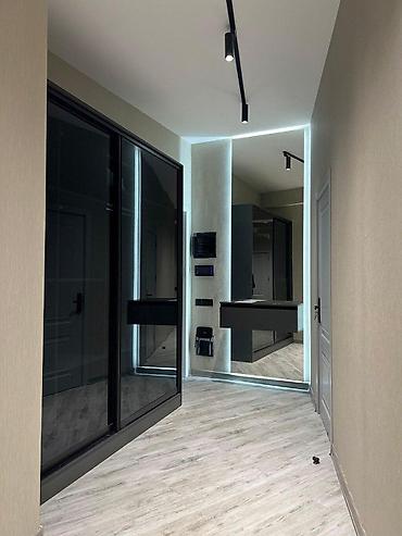 Kirayə mənzillər: İcarəyə verilir 3 otaqlı yeni tikili 100 m², Ağ şəhər q. Kateqoriya — 10