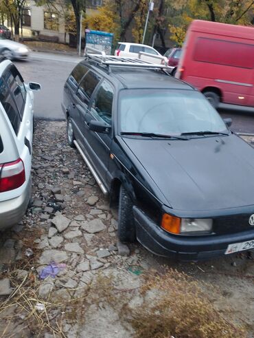 пасат в5: Volkswagen Passat: 1990 г., 1.8 л, Механика, Бензин, Универсал