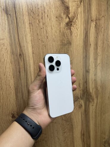 сколько стоит iphone 5: IPhone 16 Pro, Б/у, 256 ГБ, White Titanium, Защитное стекло, Чехол, В рассрочку, 100 %