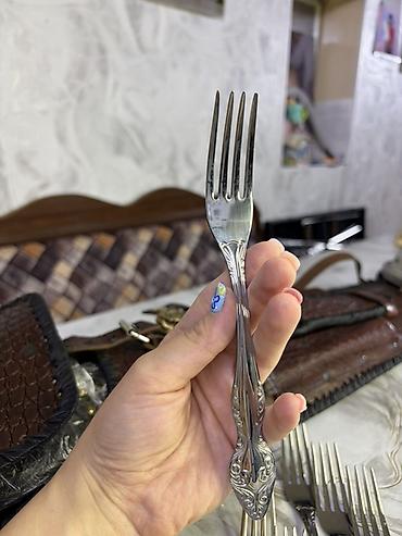 Шашлычные наборы: Набор для пикника/шашлыка в кожаном чехле Содержимое полностью at lalafo.kg — 12 Шашлычные наборы: Набор для пикника/шашлыка в кожаном чехле Содержимое полностью — 12