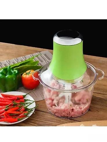 boja kafe: Blender za meso, voće i povrće

Cena: 2174,00 — 1