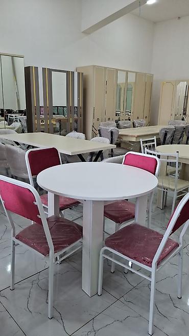 kuxna perde: Mətbəx üçün, Yeni, Açılmayan, Oval masa, 4 stul — 4