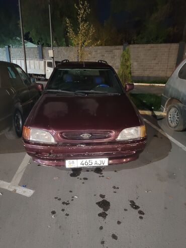 туманник машина: Ford Escort: 1994 г., 1.6 л, Механика, Бензин, Универсал
