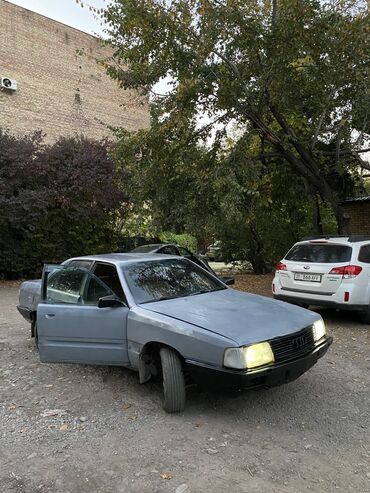 Audi: Audi 100: 2.3 л, Бензин, Седан