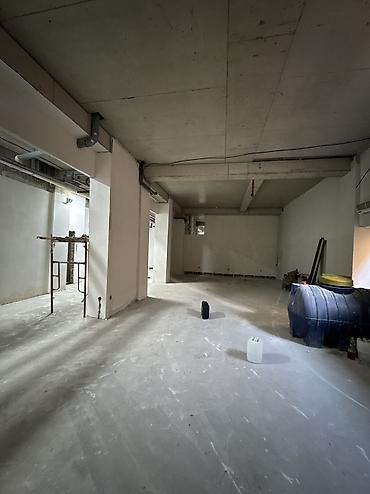 Продажа магазинов: Продажа магазинов В жилом доме, 415 м², Готовая ПСО (под самоотделку), С санузлом, Цокольный этаж этаж — 15