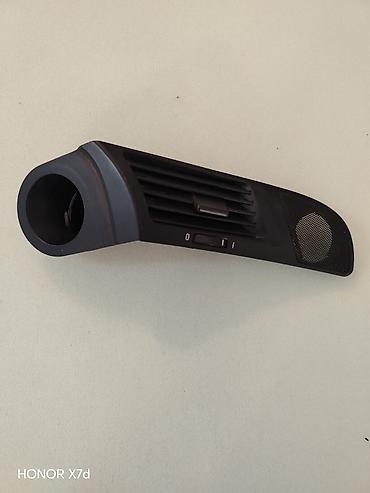 sesucaldan: BMW orijinal sağ ön hava deflektoru/konduktor paneli (qalstuk paneli — 2