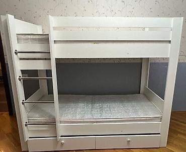 продажа ковров бу: 2 mərtəbə carpayi satilir. 150 azn. 1 Metrin 2 ye. Yuxarı hisse — 1