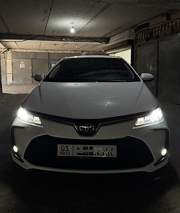 corola: Toyota Corolla: 2020 г., Бензин, Седан — 10