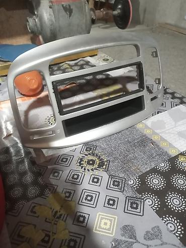 on panel: Hyundai Accent üçün Avtomobil mərkəzi konsol panel çərçivə — 3