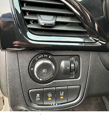 Chevrolet: Chevrolet Spark: 2016 г., 1 л, Автомат, Бензин, Хэтчбэк — 3