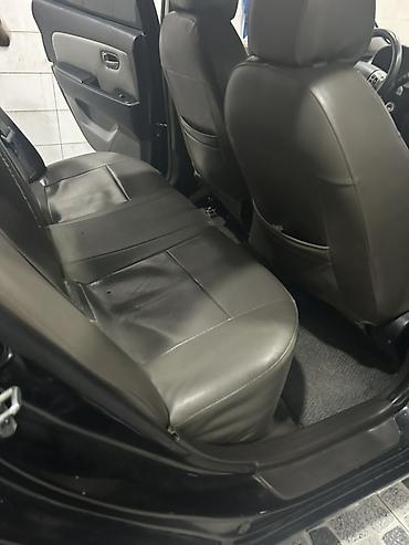 mercedes 190 1993: Hyundai Avante (Elantra) sedan - Kuzov: 4 qapılı sedan, qara rəng - — 10