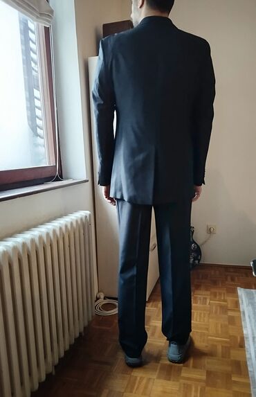 Odela: Muško odelo, crno, veličina 50 (L/XL), 180/185 cm, 80-90 kg — 10