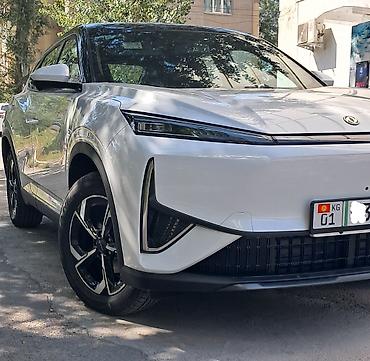 byd 05: Dongfeng AX7: 2026 г., 2.1 л, Автомат, Электромобиль, Кроссовер — 1