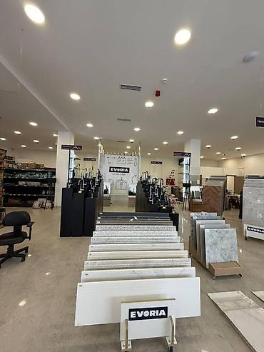 аренда места на рынке: İcarəyə verilir obyekt 403 m², Dərnəgül m. 14 000 AZN/ay 403 m² Sahə — 3