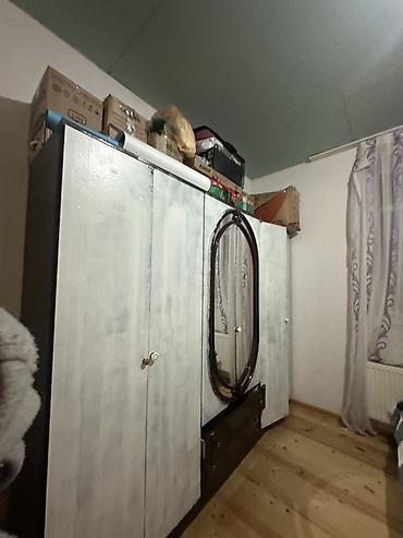 Mətbəx mebeli: Kirov payolkada 2 otaq 1 quxniazadliq metrosu ve dayacaqa yaxin erzide — 6