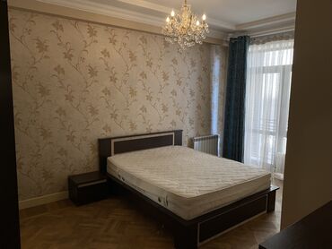 Долгосрочная аренда квартир: 4 комнаты, С мебелью полностью — 12