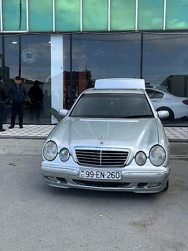 Mercedes-Benz: Mercedes-Benz E 320: 3.2 l | 2000 il Sedan — 13
