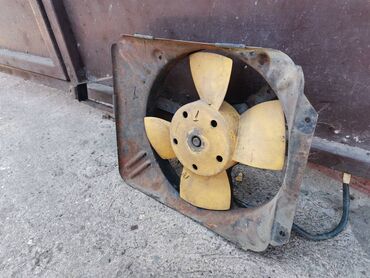 Auto delovi: Dodatni opis Ventilator hladnjaka Lada 2107 Riva sa postoljem broj 1 — 9