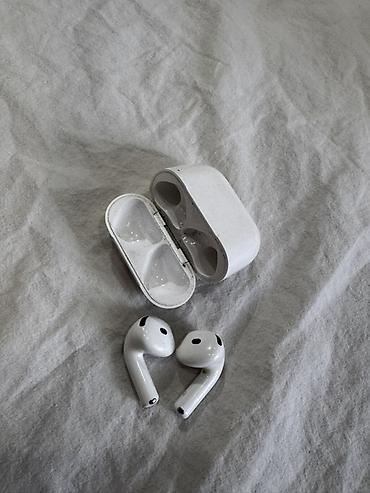 Аудиотехника: Зымсыз ичине салынуучу кулакчындар, Apple, AirPods 4, Колдонулган — 7