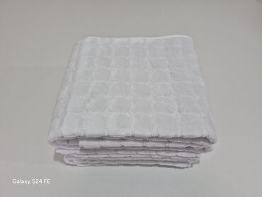 Prekrivači za nameštaj: Neklizajući, Višenamenski — 8