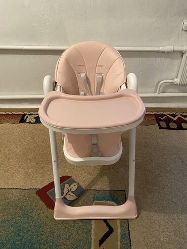пластиковый детский столик и стульчик: Стульчик для кормления Для девочки, Новый