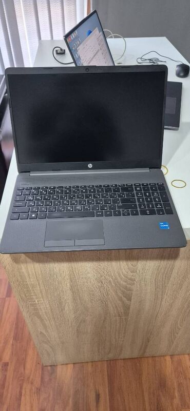 Samsung: İşlənmiş HP Pavilion, 15.6 ", Intel Core i3, 256 GB