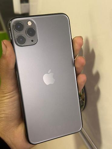 Apple iPhone: IPhone 11 Pro Max, Б/у, 64 ГБ, Space Gray, Чехол, 100 % — 1