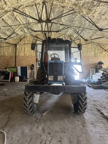 Тракторы МТЗ (Беларус): Трактор Беларус МТЗ-82.1 2012 года, комплекте: пицеп, пресс подборщик — 2