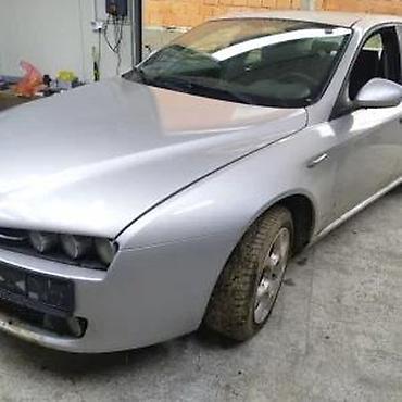 lancia ypsilon 2005: Alfa Romeo 159 retrovizori kod boje 565/A. Alfa Romeo 159 retrovizori — 2