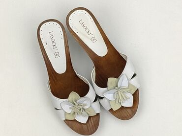 buty zimowe w sklepie ccc: Sandals for women, size 40, condition - Good