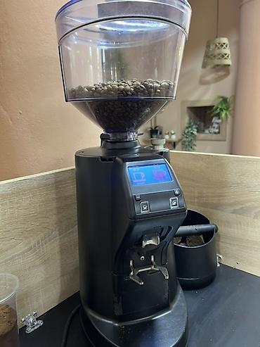 coffee machine: Profesional qəhvə üyüdücüsü – barista səviyyəsində espresso üçün - — 2