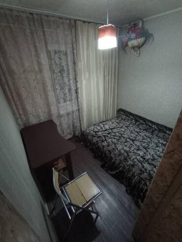 квартиры в политехе: 1 бөлмө, 32 кв. м, Хрущевка, 1 кабат, Эски ремонт
