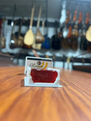 Kanifol: Skripka, viola və violonçel kimi simli alətlər üçün nəzərdə tutulmuş — 19