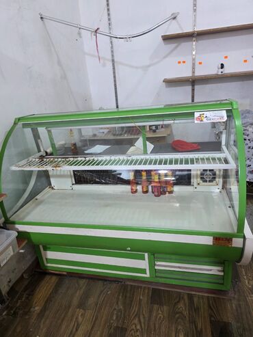 soyuducu maşın: 🌙 *Nure* *Satılır – Vitrin soyuducu* ➤ *Ölçülər:* Uzunluq – 1.40 m