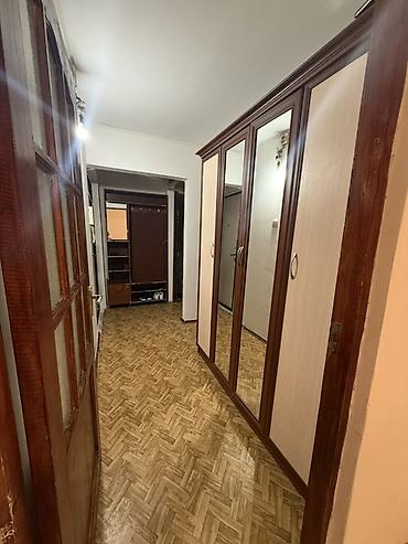 сдам квартиру: Сдаётся квартира 104 серии в 8 мкр. 2 комнаты, тёплая и светлая — 3