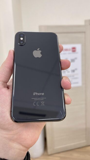 Apple iPhone: IPhone X, Б/у, 64 ГБ, Наушники, Зарядное устройство, Защитное стекло