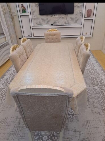 Yataq otağı dəstləri: Qonaq otağı üçün, İşlənmiş, Oval masa, 6 stul