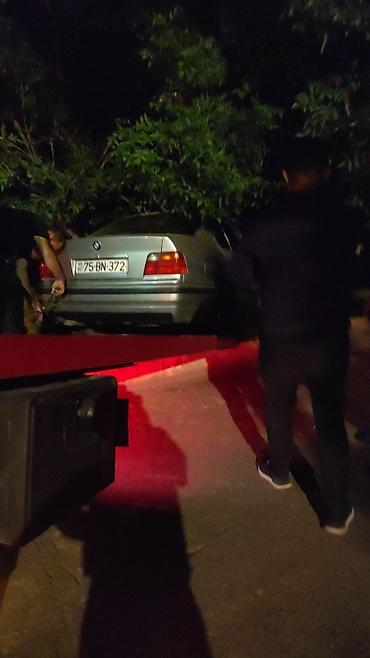 mercedes benz 208 d: BMW 3 Seriyası E36 sedan – ehtiyat hissələri üçün - Kuzov: gümüşü — 3