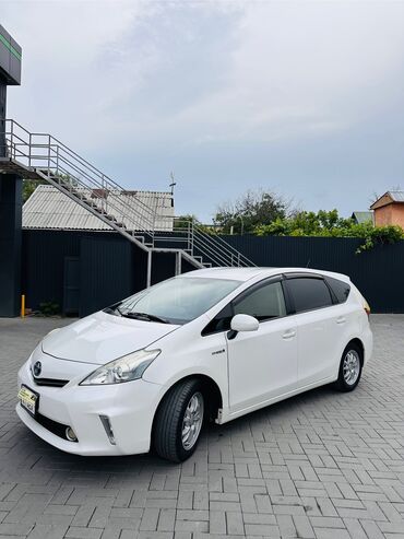 Toyota: Toyota Prius: 2012 г., 1.8 л, Вариатор, Гибрид