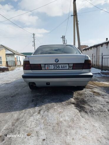 обмен квартиру: BMW 520: 1991 г., 2 л, Механика, Бензин, Седан