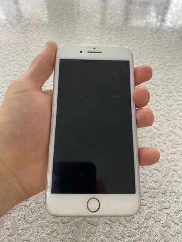 Apple iPhone: IPhone 8 Plus, 64 ГБ, Серебристый, Отпечаток пальца