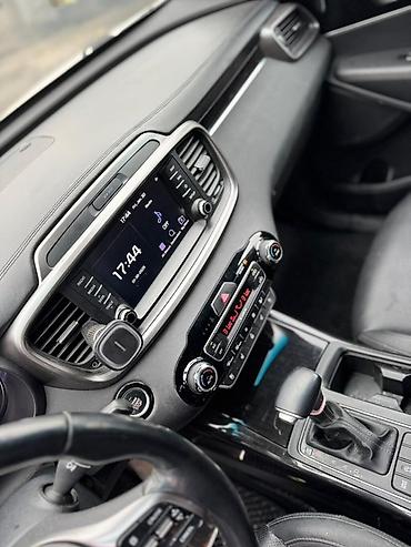 Транспорт: Kia Sorento: 2019 г., 2 л, Автомат, Дизель, Кроссовер — 9