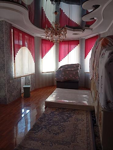 Долгосрочная аренда домов: 350 м², 8 комнат — 7