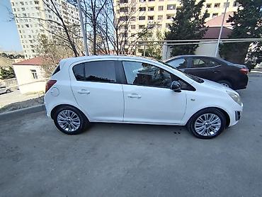Opel: Opel Corsa hatchback – ağ rəng, 5 qapı.2013 il. Motor-1.4 — 2