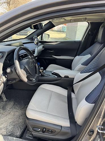 Lexus: Lexus UX: 2019 г., 2 л, Гибрид, Кроссовер — 9