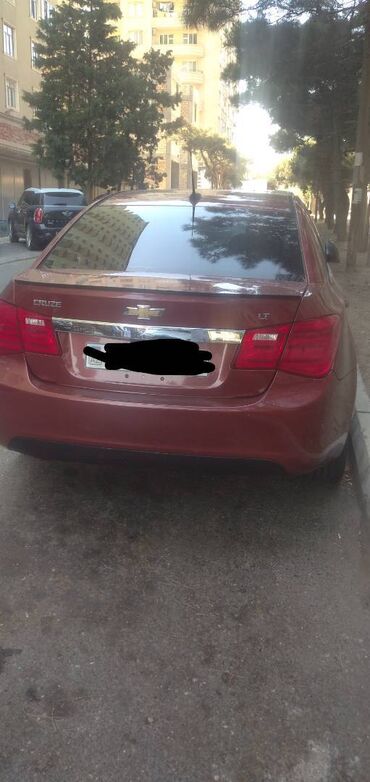 tecili satilan ucuz masinlar turbo az: Chevrolet Cruze: 1.4 l | 2012 il 250000 km Sedan