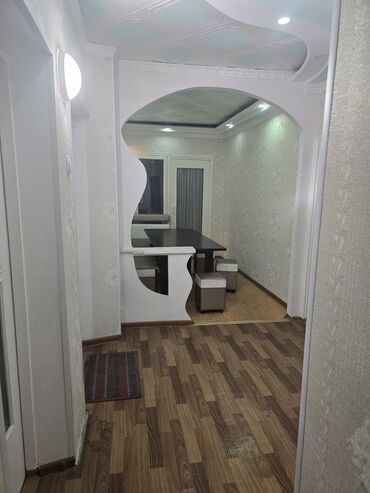 дом в рассрочку бишкеке: 3 бөлмө, Менчик ээси, Жарым -жартылай эмереги бар